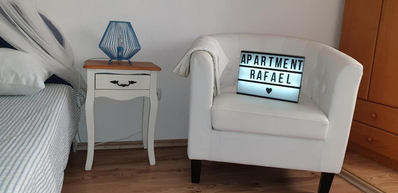 Apartment Rafael เซนญ์ ภายนอก รูปภาพ