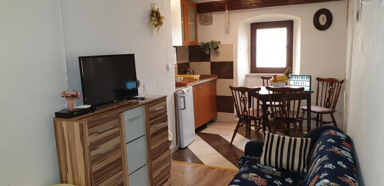 Apartment Rafael เซนญ์ ภายนอก รูปภาพ